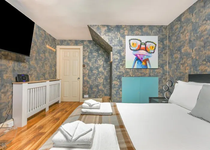 The Old School In Dean Village