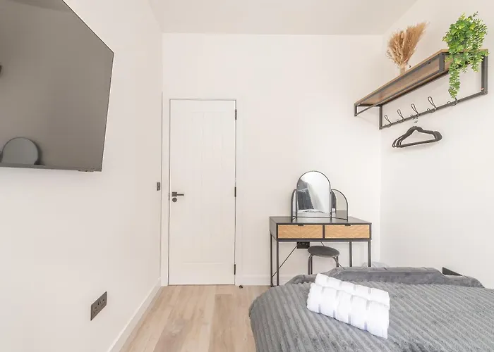 Easter Cosy 4 Bedroom - *