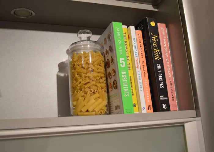 Διαμέρισμα Large 2 Bed Flat, 2 Bath, Free Parking & Lift Εδιμβούργο