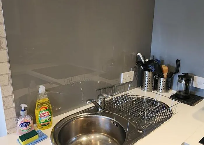 Modern Broughton - Walk To Centre And St Quarter 아파트 *