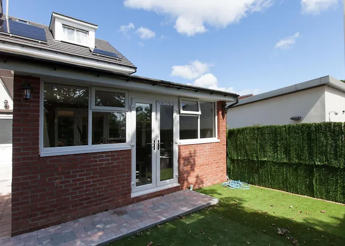 Luxurious Townhouse With Hot Tub Daire Edinburgh