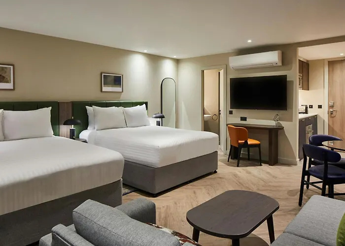 By Marriott 4*