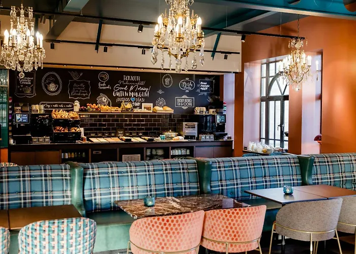 One Edinburgh-princes 3*