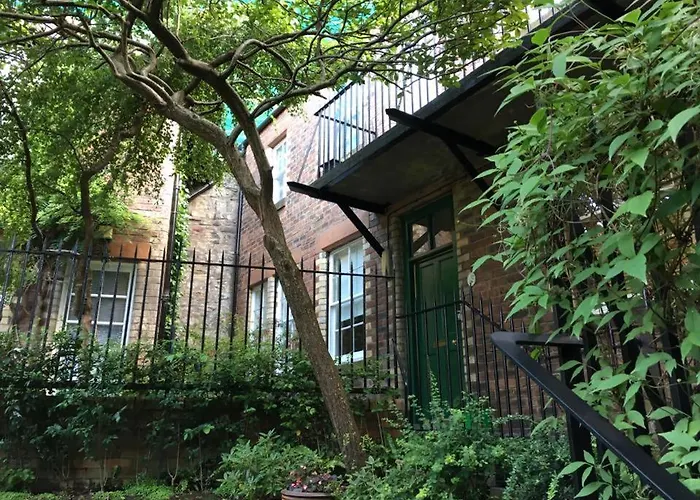 The Cosy Courtyard *