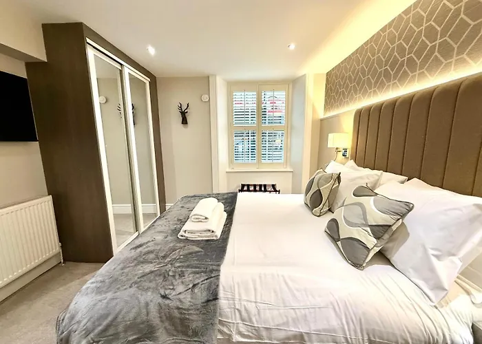 아파트 Ultra Modern, Stylish Next To Princes St