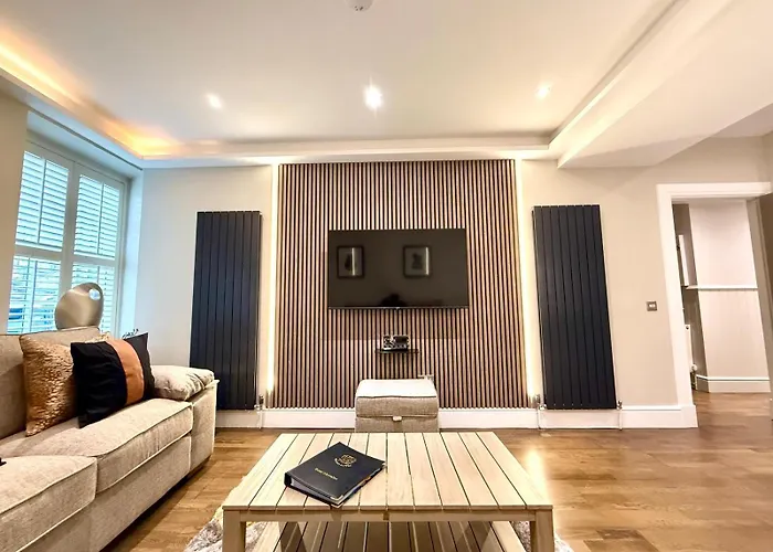 아파트 Ultra Modern, Stylish Next To Princes St