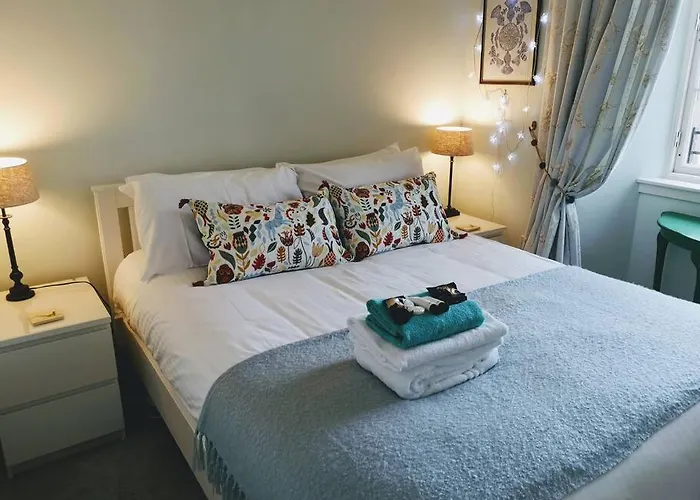 아파트 Bernard St - Bright And Spacious 1 Bed At The Shore! 에든버러