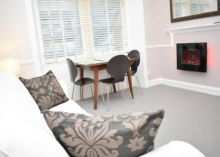 West Port - 2br In The Heart Of The Old Town Just Off The Grassmarket