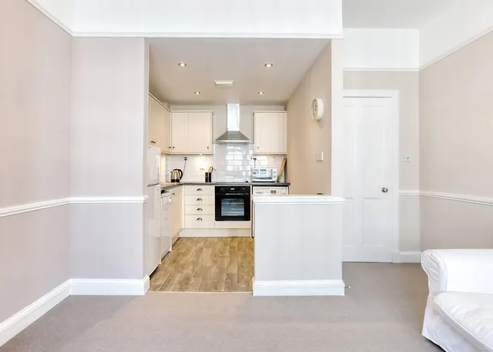 Apartment West Port - 2br In The Heart Of The Old Town Just Off The Grassmarket Edinburgh