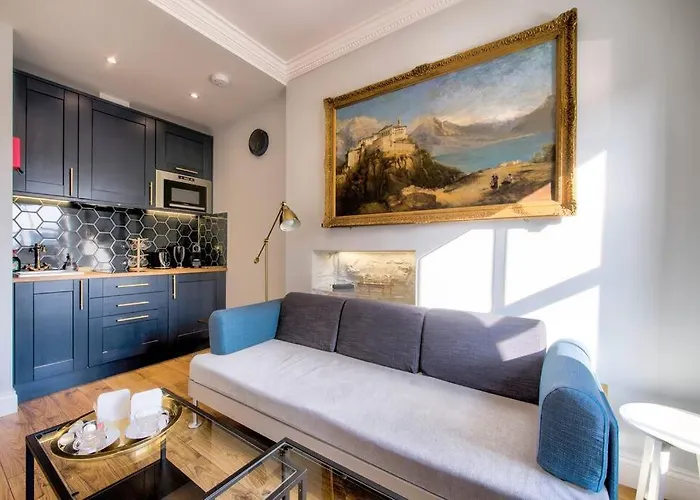 Upper Bow - Luxurious, Modern 1br Near Castle * Edinburgh