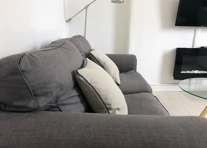 Beautiful Scandi-inspired One Bed In Stockbridge * Edinburgh