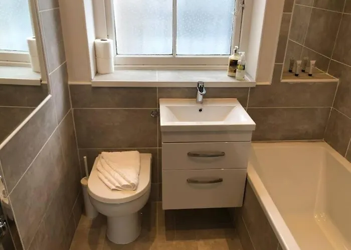Beautiful Scandi-inspired One Bed In Stockbridge Appartement