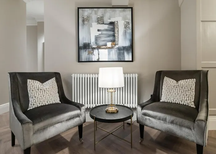 Luxury Georgian Retreat By Sovo *