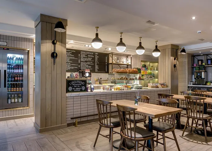 Hub Centre - Royal Mile Szálloda 3*