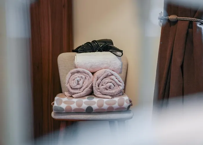 Δωμάτια σε οικογενειακή κατοικία Merchiston 1 In Shared With Parking - *