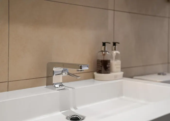 Δωμάτια σε οικογενειακή κατοικία Merchiston 1 In Shared With Parking - Εδιμβούργο