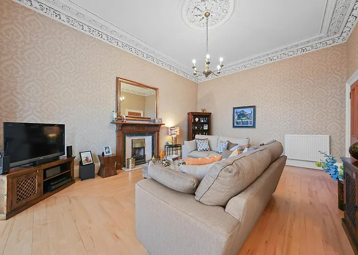 Δωμάτια σε οικογενειακή κατοικία Merchiston 1 In Shared With Parking - *