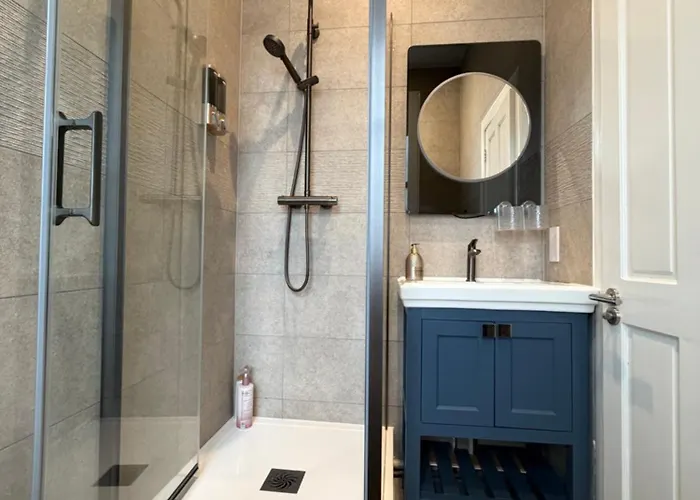 Kingston 3* Edinburgh