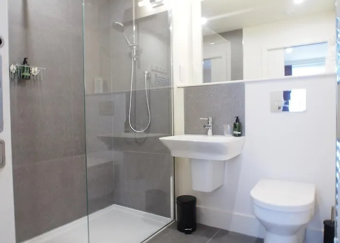 Chic And Classy On Easter Road - Flat 1, Elgin House *