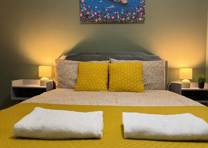 Apartment Immaculate Central Flat Near Edinburgh Castle With Free Private Parking Edinburgh