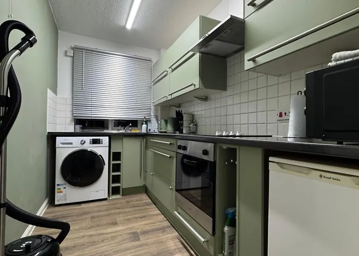 Apartment Immaculate Central Flat Near Edinburgh Castle With Free Private Parking Edinburgh