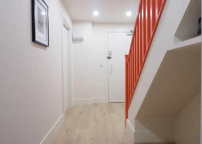 아파트 Stylish Mezzanine Loft In - Flat 5, Elgin House 에든버러