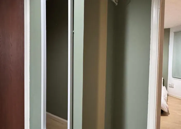 Cozy Flat Near Castle And With Free Private Parking Διαμέρισμα