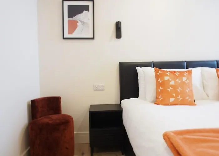 Stylish Mezzanine Loft In - Flat 5, Elgin House 아파트 에든버러