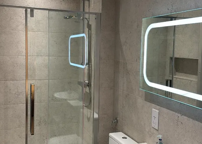Hotel West 4*