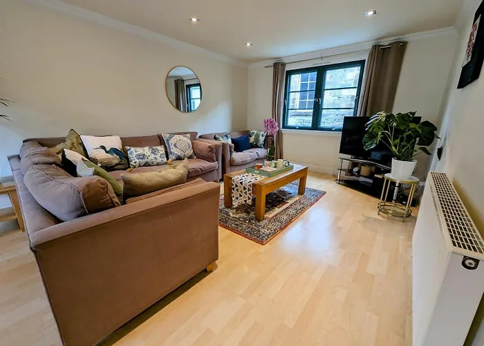 Center Gem-4bd House! בית נופש אדינבורו