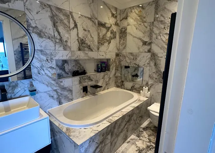 Luxury Waterfront Retreat For Groups * Edimburgo