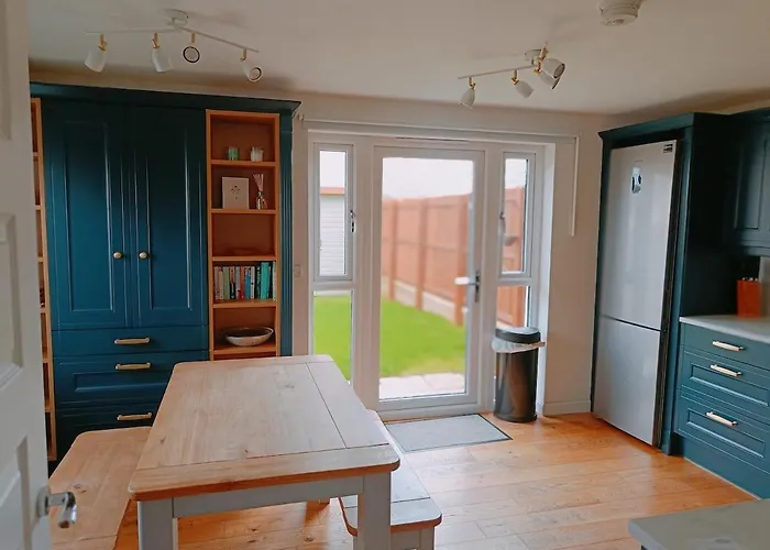 Entire 3 Bedroom House In Suburban Area *