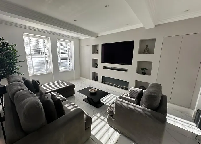 Luxury Waterfront Retreat For Groups * Edimburgo