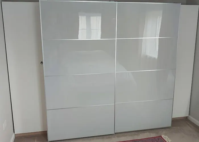 Entire 3 Bedroom House In Suburban Area Feriehus