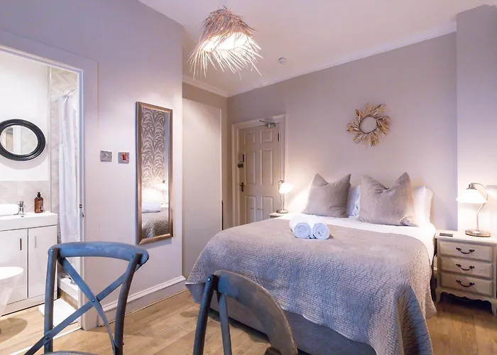 38 Bide Collective *