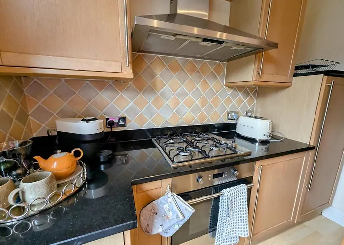 Center Gem-4bd House! בית נופש אדינבורו