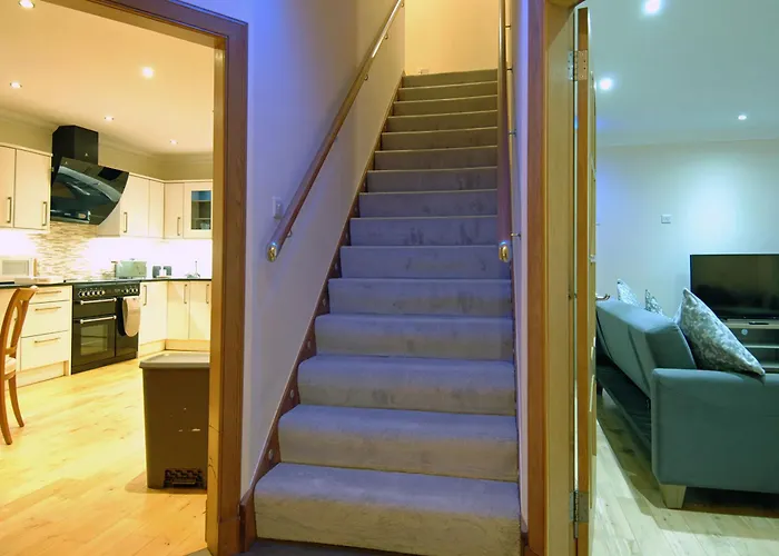 Family Friendly 3br Townhouse With 6 Beds And Parking Εδιμβούργο