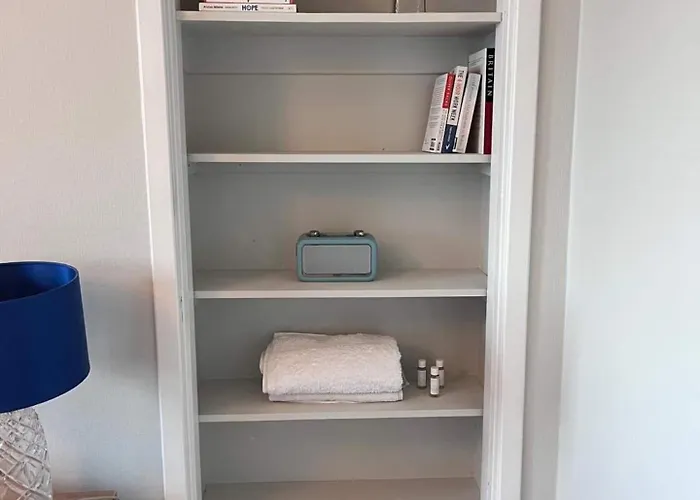 Scottish White House בית נופש *