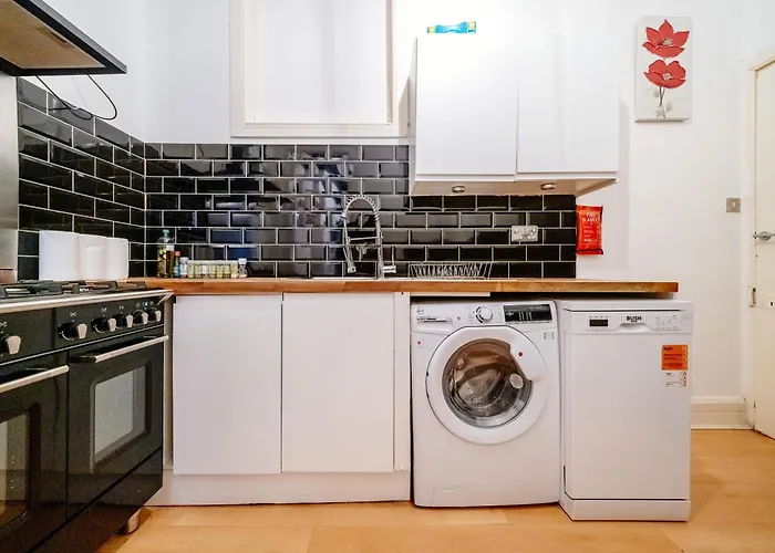 Monty's - 10 Guests 7 Beds Centre بيت للعطل *