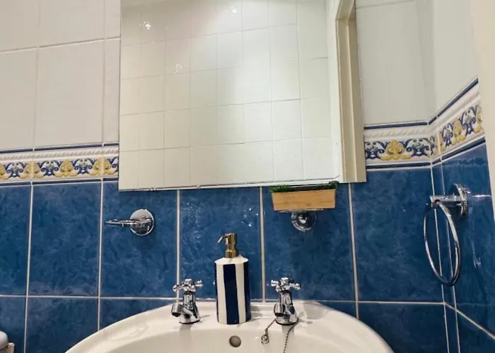 Privatunterkunft Charming With Private Bathroom In Centre Edinburgh