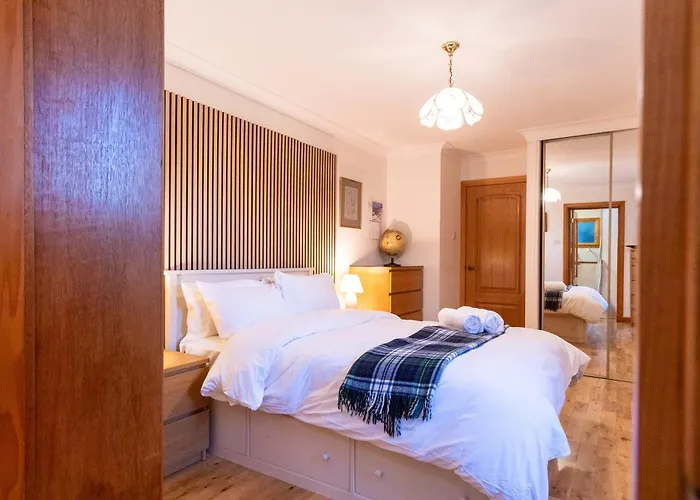 Bright, Spacious House * Edimburgo