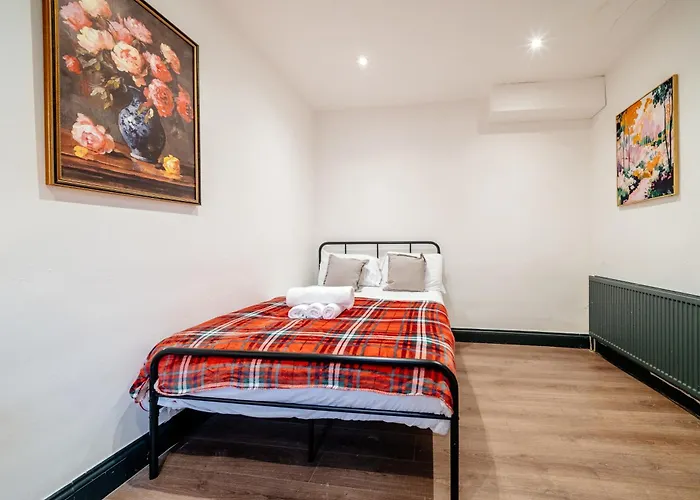 Vakantiehuis Mcdonalds House 12 Guests 10 Beds 15' Centre Edinburgh
