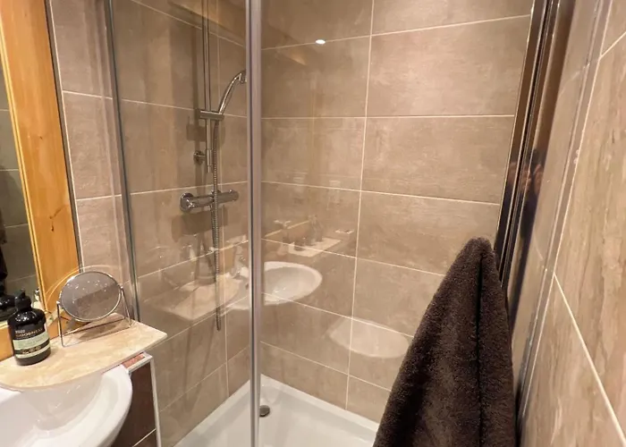 Luxury New York Style Loft בית אירוח