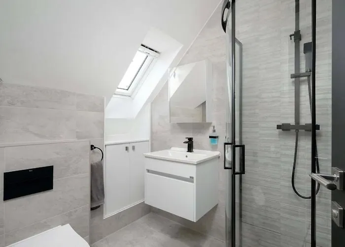 Holiday home Luxury Waterfront Retreat For Groups Edinburgh