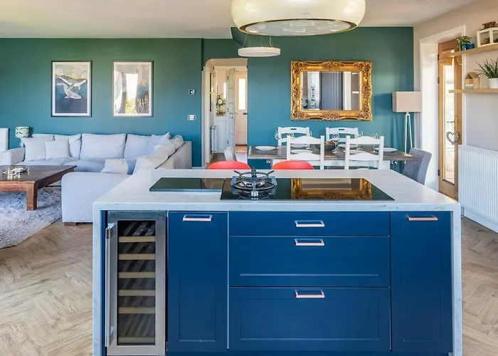 Scottish White House