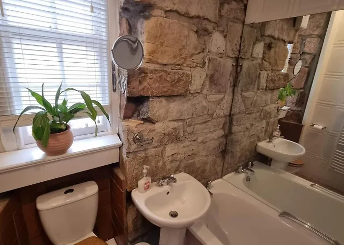 Edinburgh, Deanvillage Cosy Hideaway *