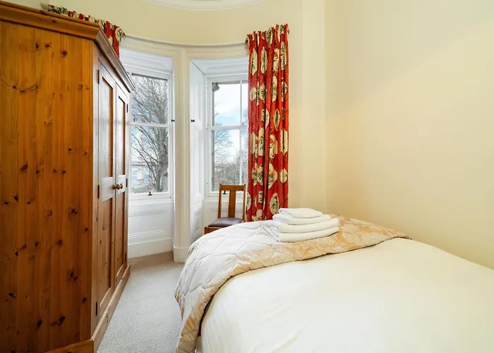 Cleish Nyaraló Edinburgh