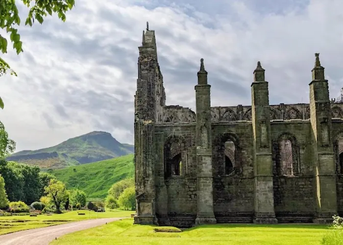 Apartment Holyrood Holidays *