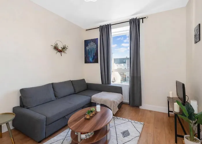 Apartment Free On-street Parking Edinburgh