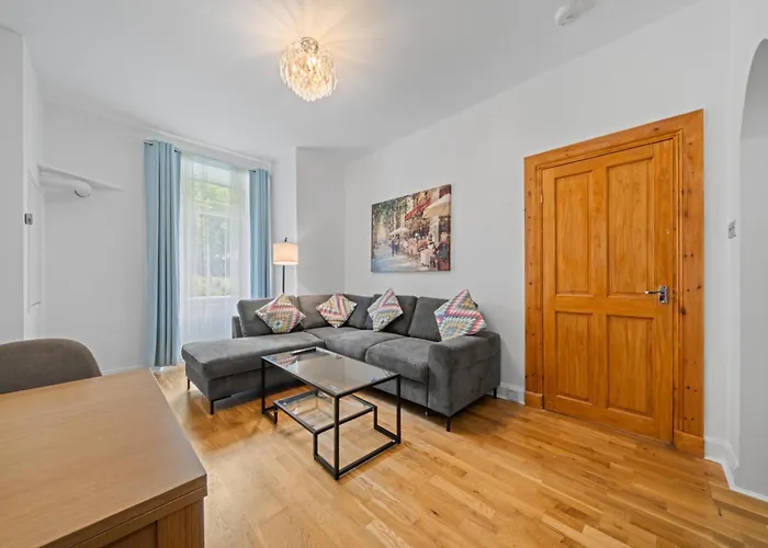 Modern Holyrood 1 Bedroom - אדינבורו
